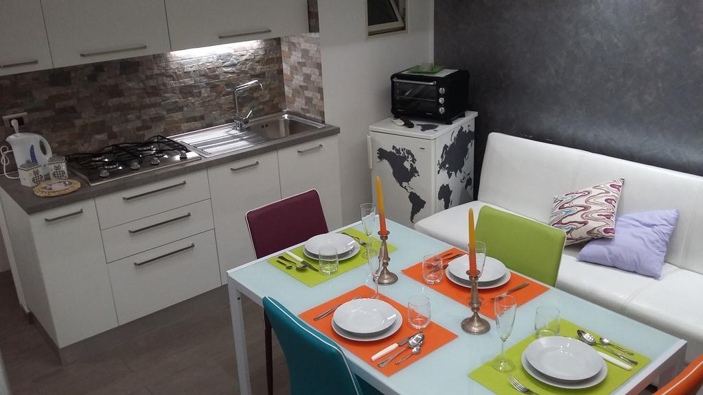 Taormina Rainbow House Daire Dış mekan fotoğraf